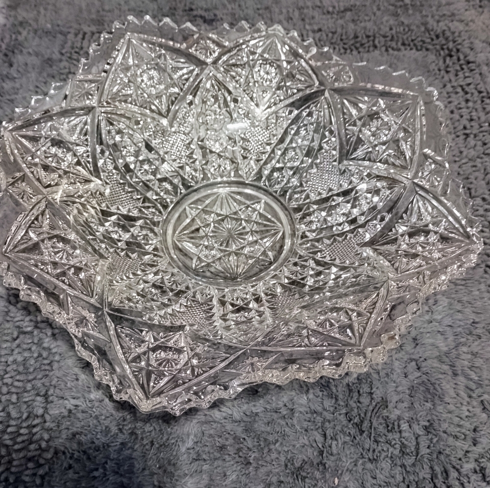 American Brilliant Cut Glass Hobstars and Stars Design Bowl - Picture 10 of 11